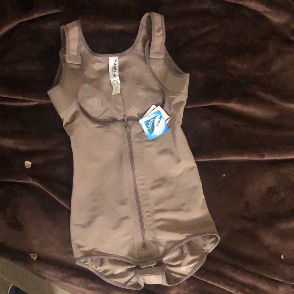 Shapewear Control Bodysuit with Front Zipper - Brown